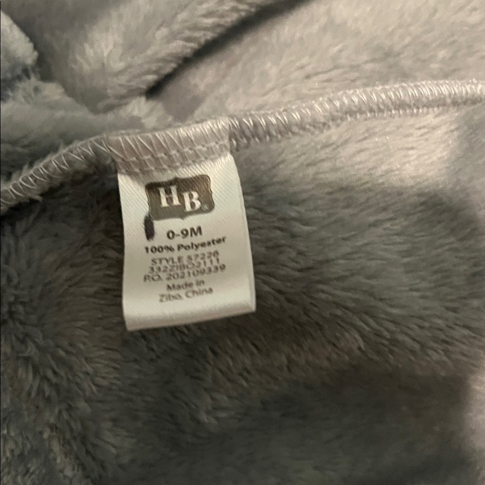 Adorable Gray Koala Hooded Robe - Picture 2 of 2